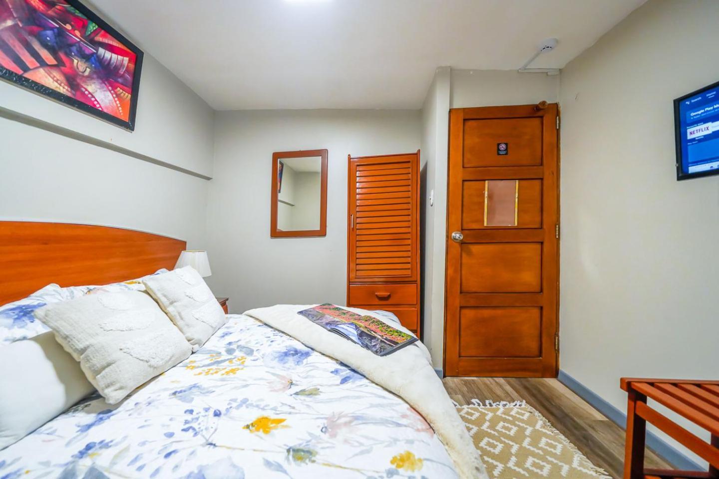 Imperial Inn Hospedaje Turistico Лима Экстерьер фото