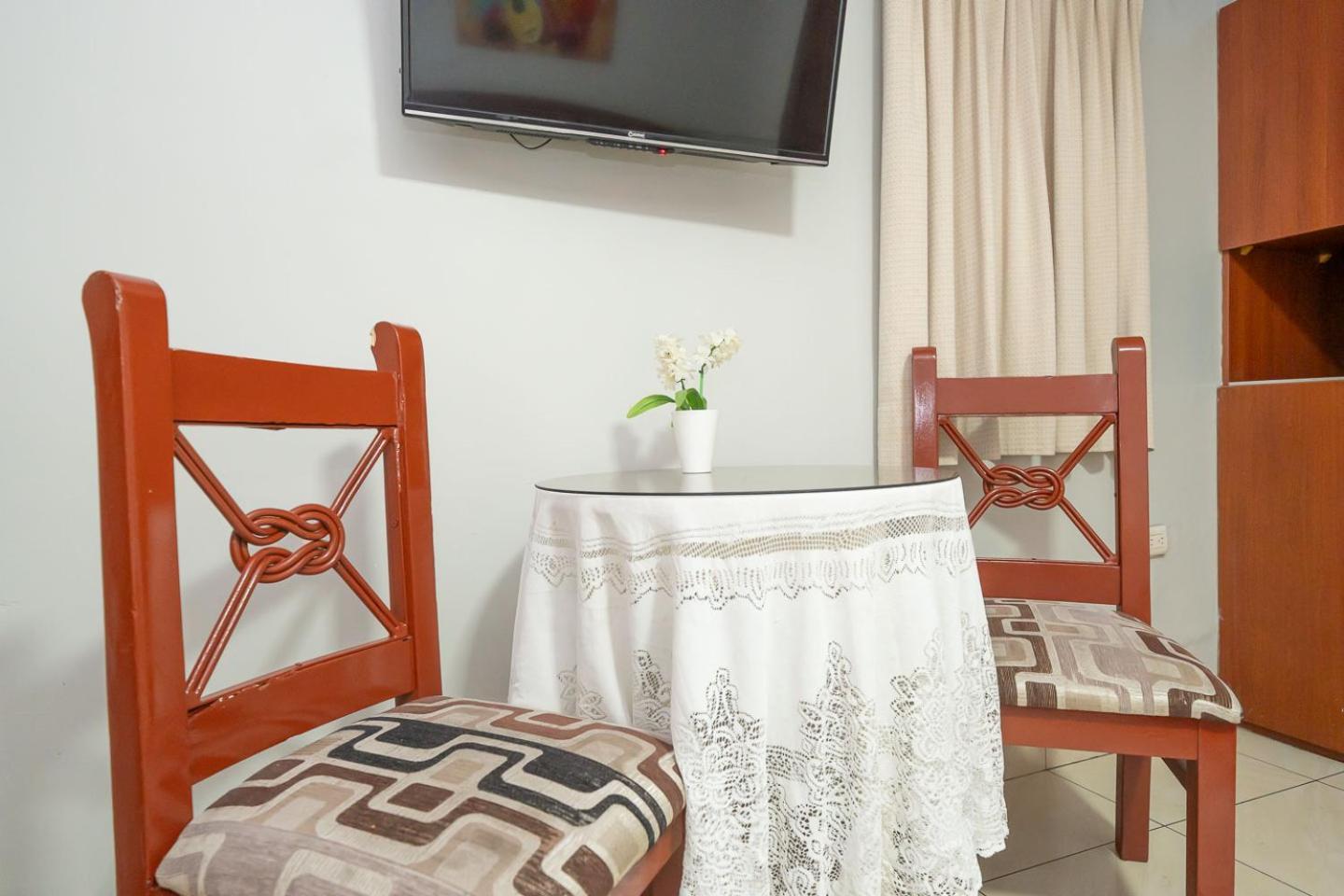 Imperial Inn Hospedaje Turistico Лима Экстерьер фото