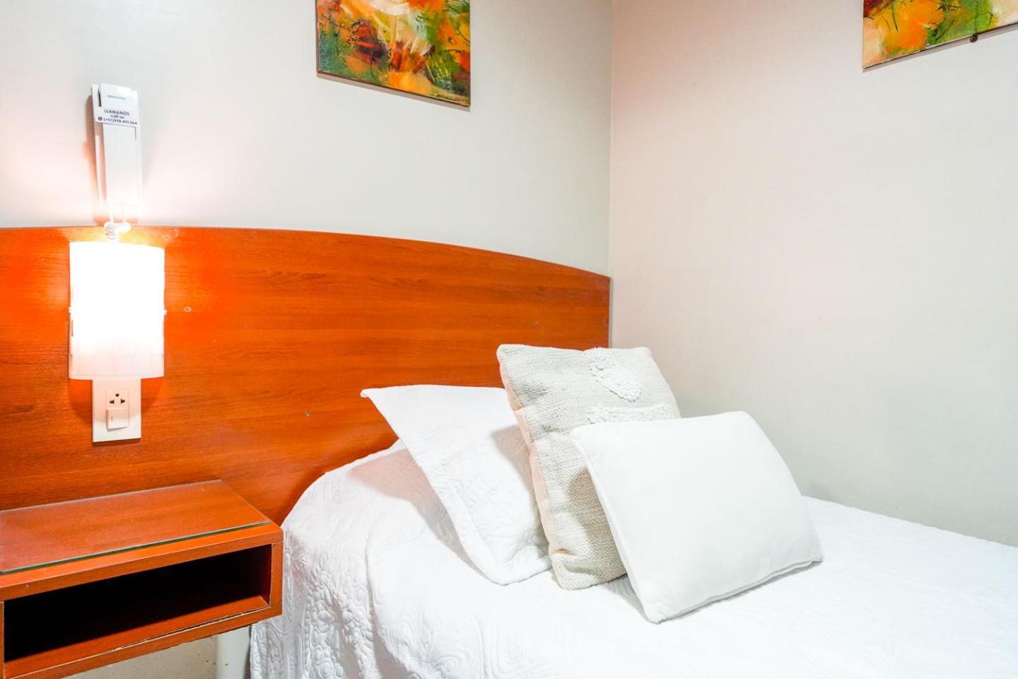 Imperial Inn Hospedaje Turistico Лима Экстерьер фото